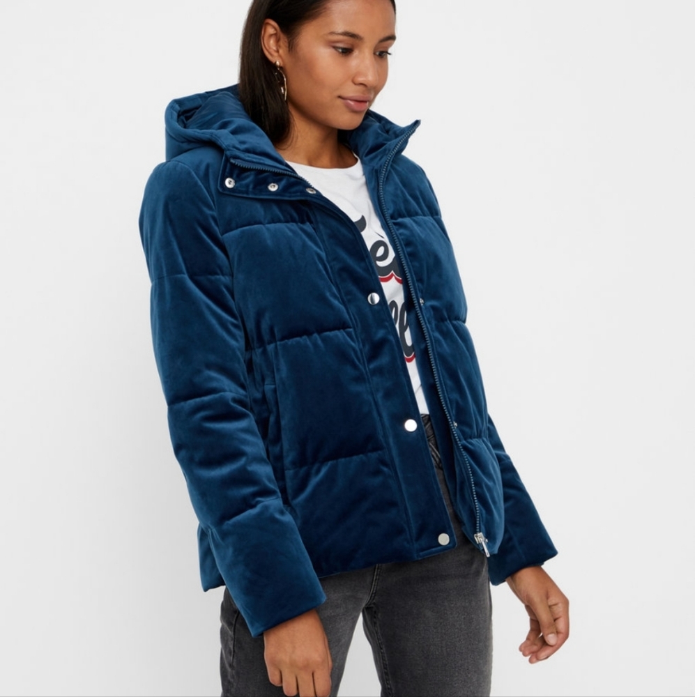Vero Moda Dark Blue Velvet Puffer Jacket